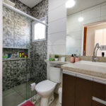Casa à venda com 3 suítes no condomínio Residencial Alto da Floresta, Bom Jesus dos Perdões - SP