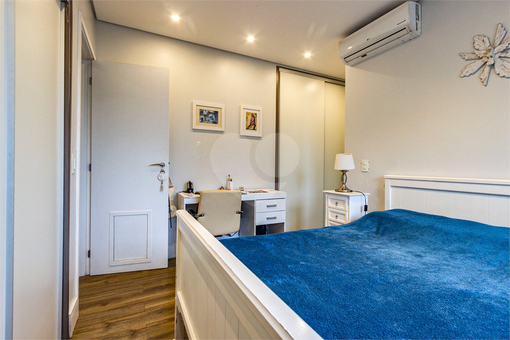 Apartamento à venda com 2 quartos, sendo 1 suíte,  em Jardim das Acácias, São Paulo, SP