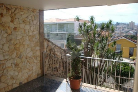 Sobrado à venda com 4 quartos, sendo 3 suítes,  em Água Fria, São Paulo, SP