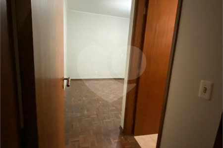 Casa à Venda no Jardim Bandeirantes