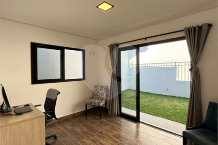 Sobrado à venda com 3 quartos, sendo 1 suíte, em Loteamento Parque Residencial Serras de Atibaia Ii, Atibaia, SP