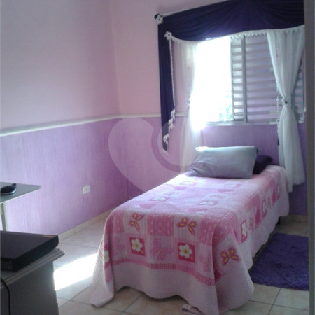 Sobrado à venda com 3 quartos em Vila Dona Augusta, São Paulo, SP