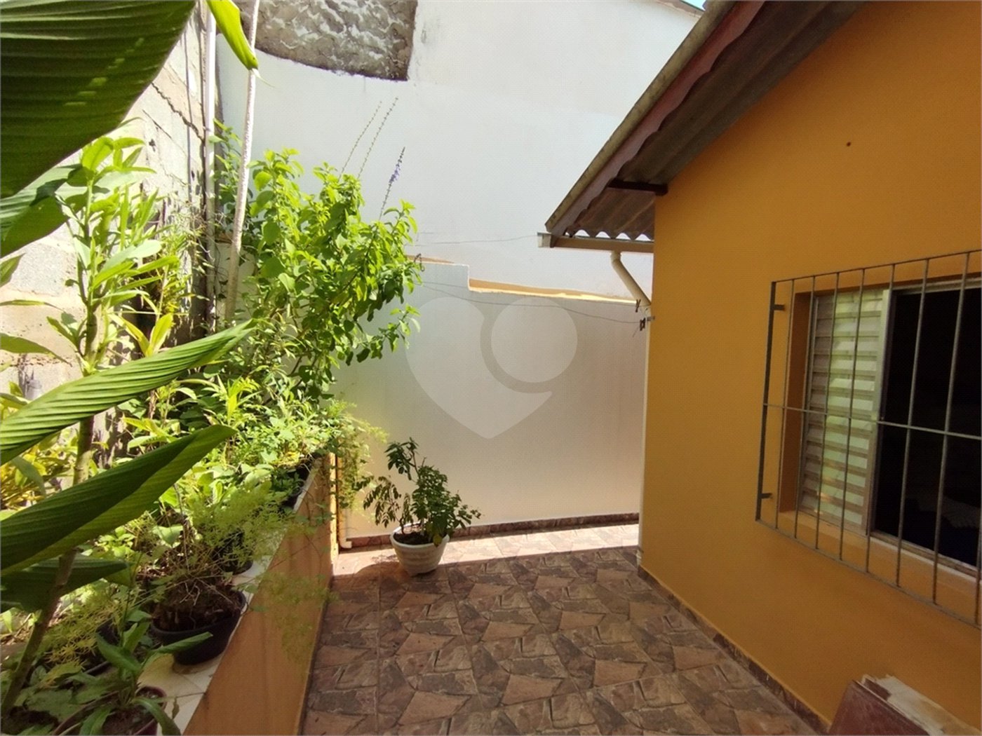 Casa à venda com 2 quartos, sendo 1 suíte, em Jardim Vinhas do Sol (mailasqui), São Roque, SP