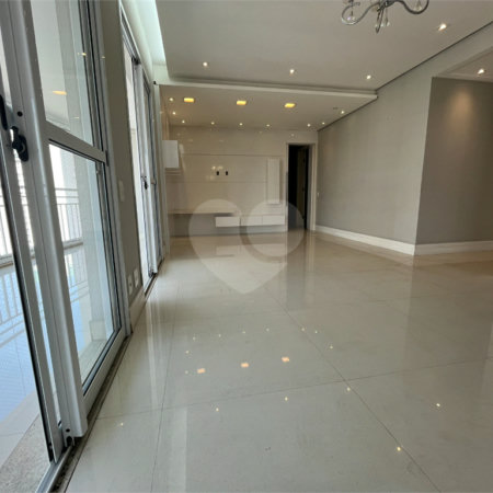 Apartamento à venda com 3 suítes em Mooca, São Paulo, SP