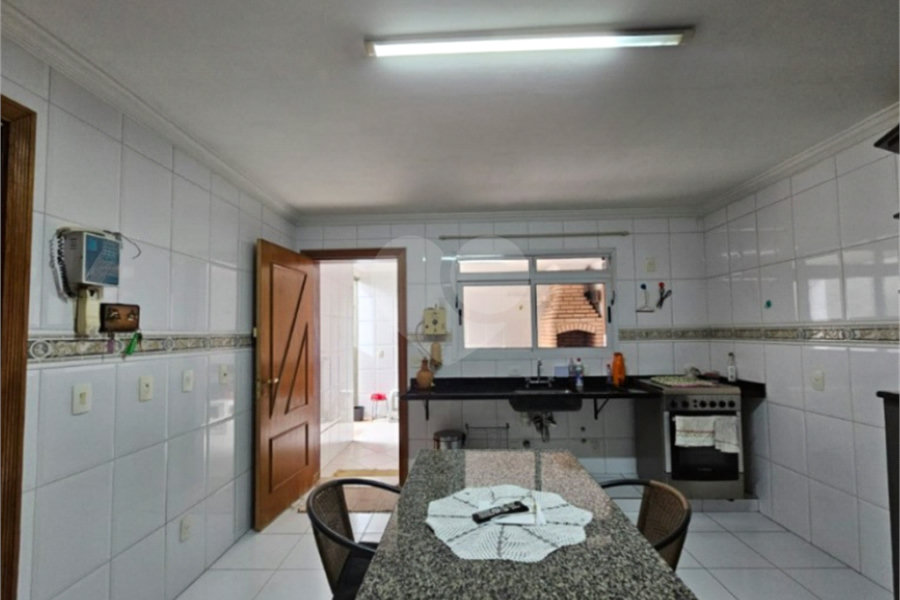 Casa à venda com 3 quartos, sendo 1 suíte, em Vila Fiat Lux, São Paulo, SP
