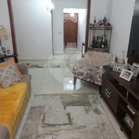 Sobrado à venda com 3 quartos em Jardim Marisa, São Paulo, SP
