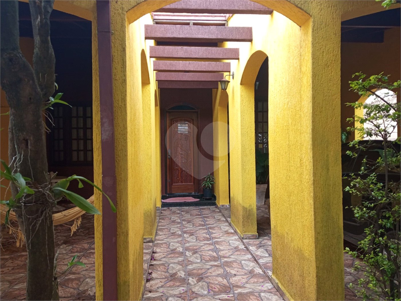 Casa à venda com 4 quartos, sendo 1 suíte,  em Vila Bela Flor, Mogi das Cruzes, SP