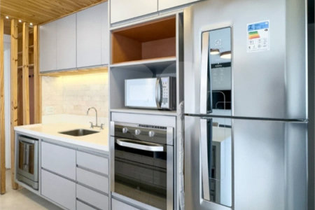Apartamento à venda com 3 quartos, sendo 1 suíte, em Vila Olímpia, São Paulo, SP