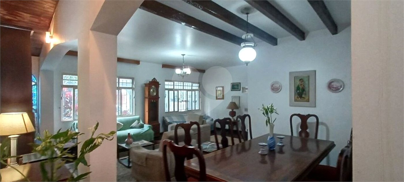 Sobrado à venda com 3 quartos, sendo 1 suíte, em Jardim Novo Mundo, São Paulo, SP