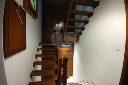 Sobrado à venda com 5 quartos, sendo 3 suítes, em Cidade Monções, São Paulo, SP