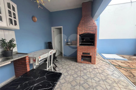 Casa à venda com 3 suítes no condomínio Granja Olga II, Sorocaba - SP