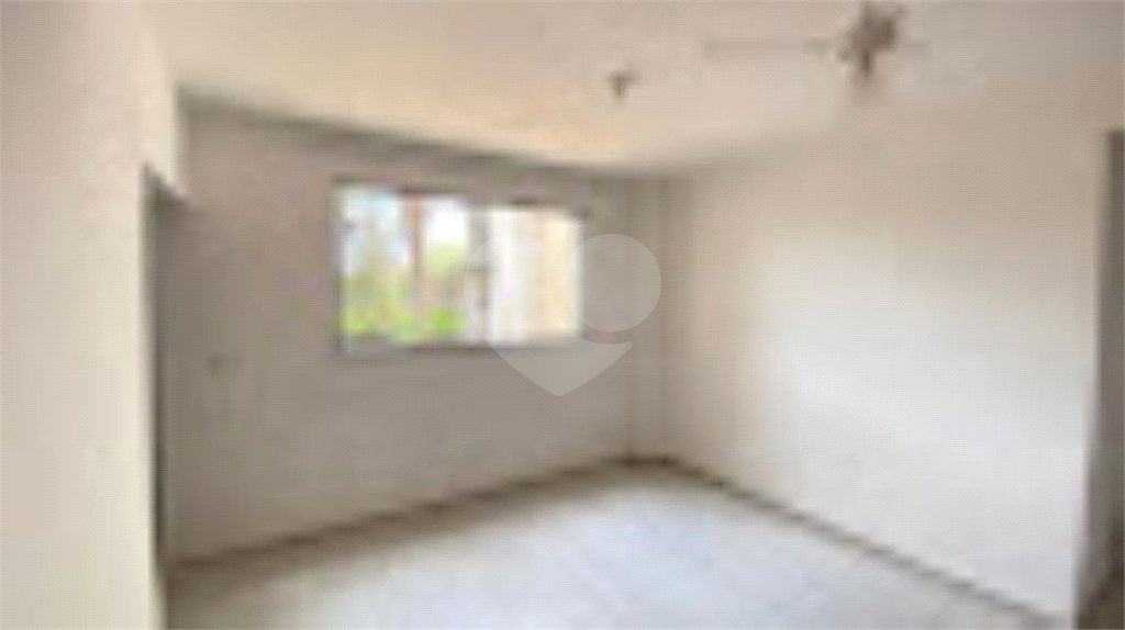 Apartamento à venda com 2 quartos em Jardim Novo Aeroporto, Três Lagoas, MS