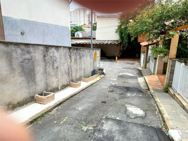 Sobrado à venda com 3 quartos em Santa Terezinha, São Paulo, SP