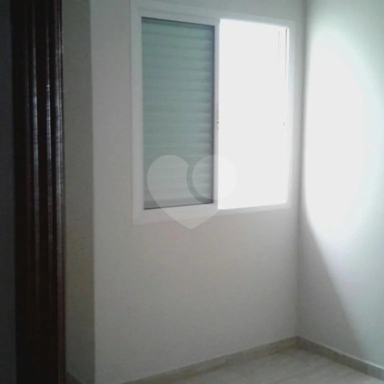 Casa à venda com 3 quartos, sendo 1 suíte, em Vila Nivi, São Paulo, SP