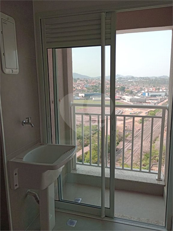 Apartamento à venda com 3 quartos, sendo 1 suíte, em Cézar de Souza, Mogi das Cruzes, SP