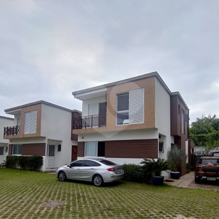 Casa à venda ou para alugar com 4 suítes no condomínio Sambaqui, São Sebastião - SP