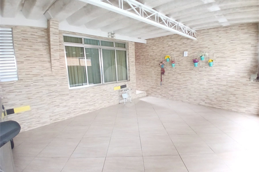 Casa à venda com 3 quartos, sendo 1 suíte, em Campo Limpo, São Paulo, SP