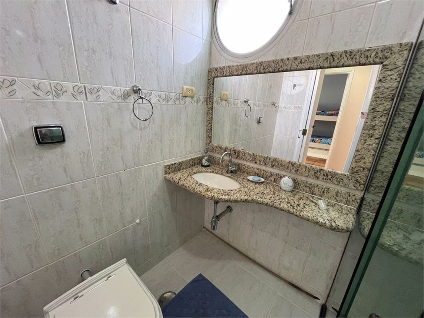 Apartamento Residencial à venda, Jardim Virginia, Guarujá - AP0424.