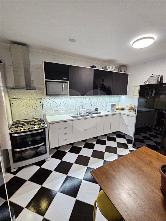 Casa à venda com 2 quartos, sendo 1 suíte, em Santa Teresinha, São Paulo, SP