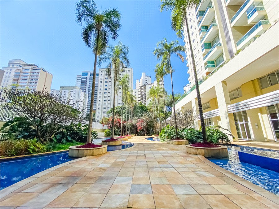 Duplex à venda com 3 suítes em Campo Belo, São Paulo, SP