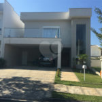 Casa à venda com 3 suítes no condomínio Lago da Serra, Araçoiaba da Serra - SP