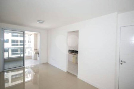 Apartamento à venda com 2 quartos, sendo 1 suíte,  em Camorim, Rio de Janeiro, RJ