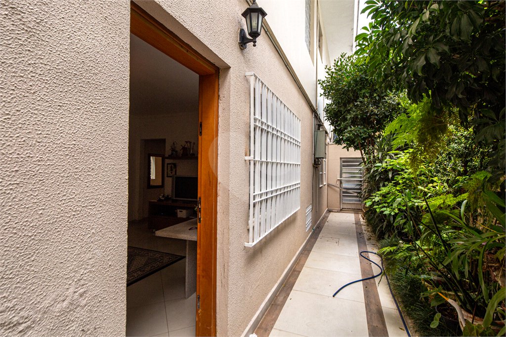 Casa à venda com 3 quartos, sendo 1 suíte, em Campo Belo, São Paulo, SP