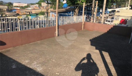 Sobrado à venda com 3 quartos, sendo 1 suíte,  em Serra da Cantareira, Mairiporã, SP