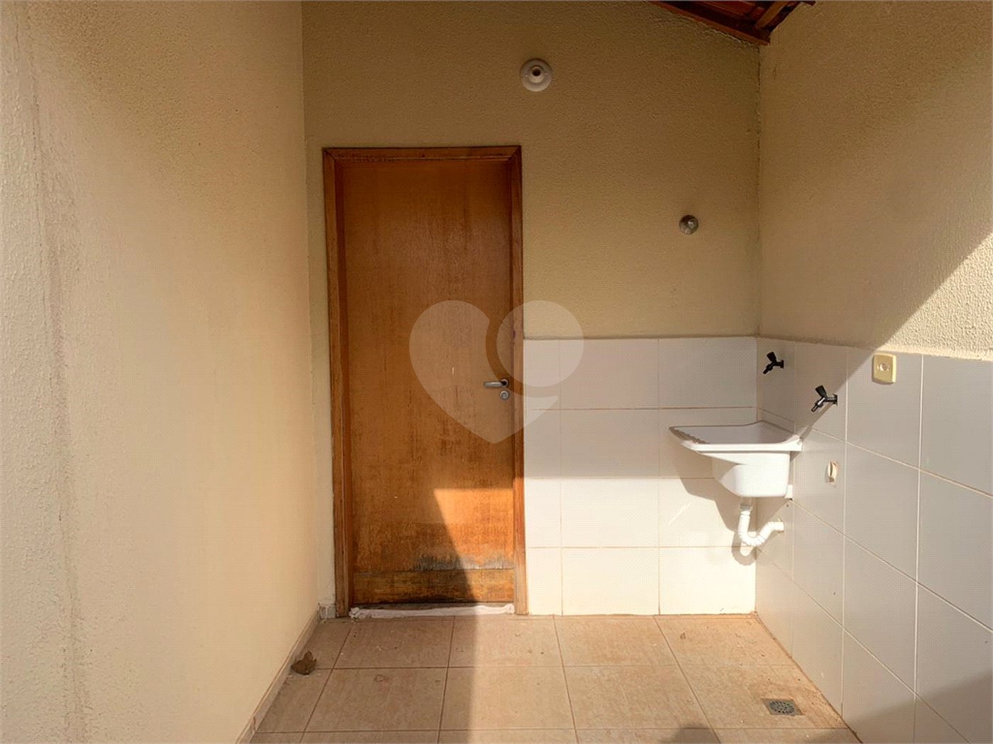 Casa à venda com 3 quartos no condomínio Cidade Das Águas, Três Lagoas - MS
