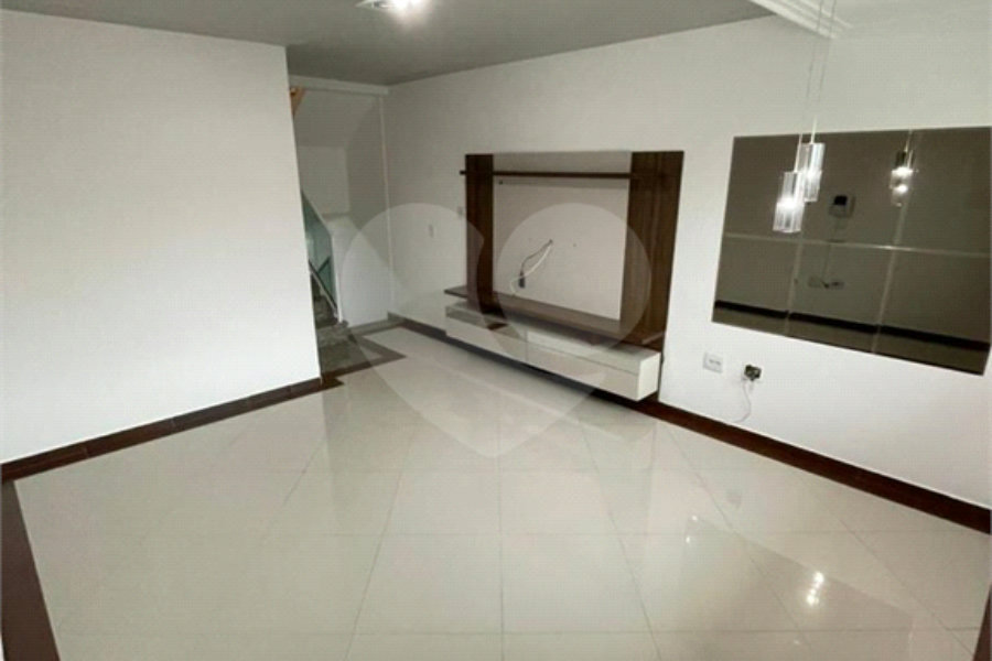Sobrado à venda com 3 suítes em Vila Gustavo, São Paulo, SP