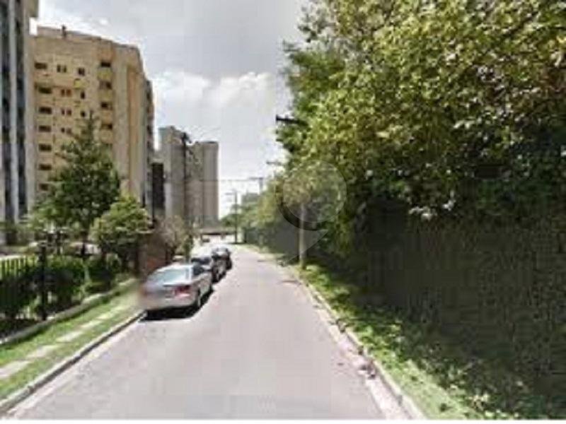Apartamento à venda com 3 quartos, sendo 1 suíte,  em Vila Suzana, São Paulo, SP