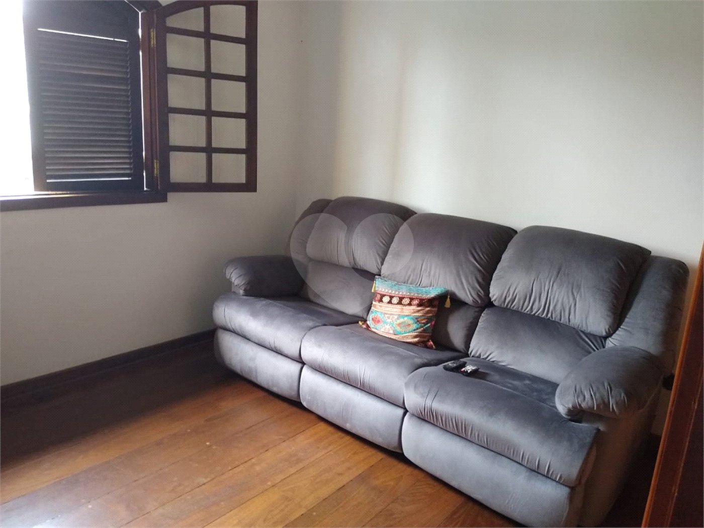 Sobrado à venda com 4 quartos, sendo 2 suítes, em Jardim Franca, São Paulo, SP