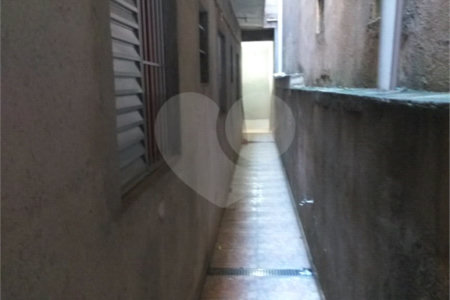 Sobrado à venda com 3 quartos, sendo 1 suíte, em Jardim Cruz do Corisco, São Paulo, SP