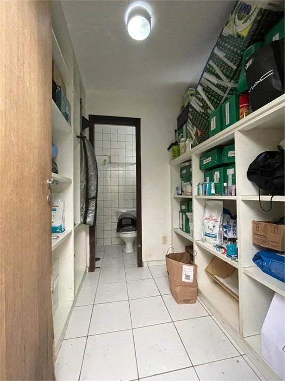 Casa à venda com 4 quartos, sendo 1 suíte,  em Vila Morumbi, São Paulo, SP