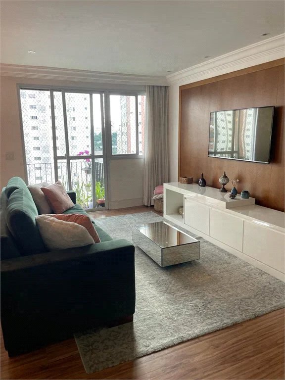 Apartamento à venda com 2 quartos, sendo 1 suíte, em Jardim Londrina, São Paulo, SP