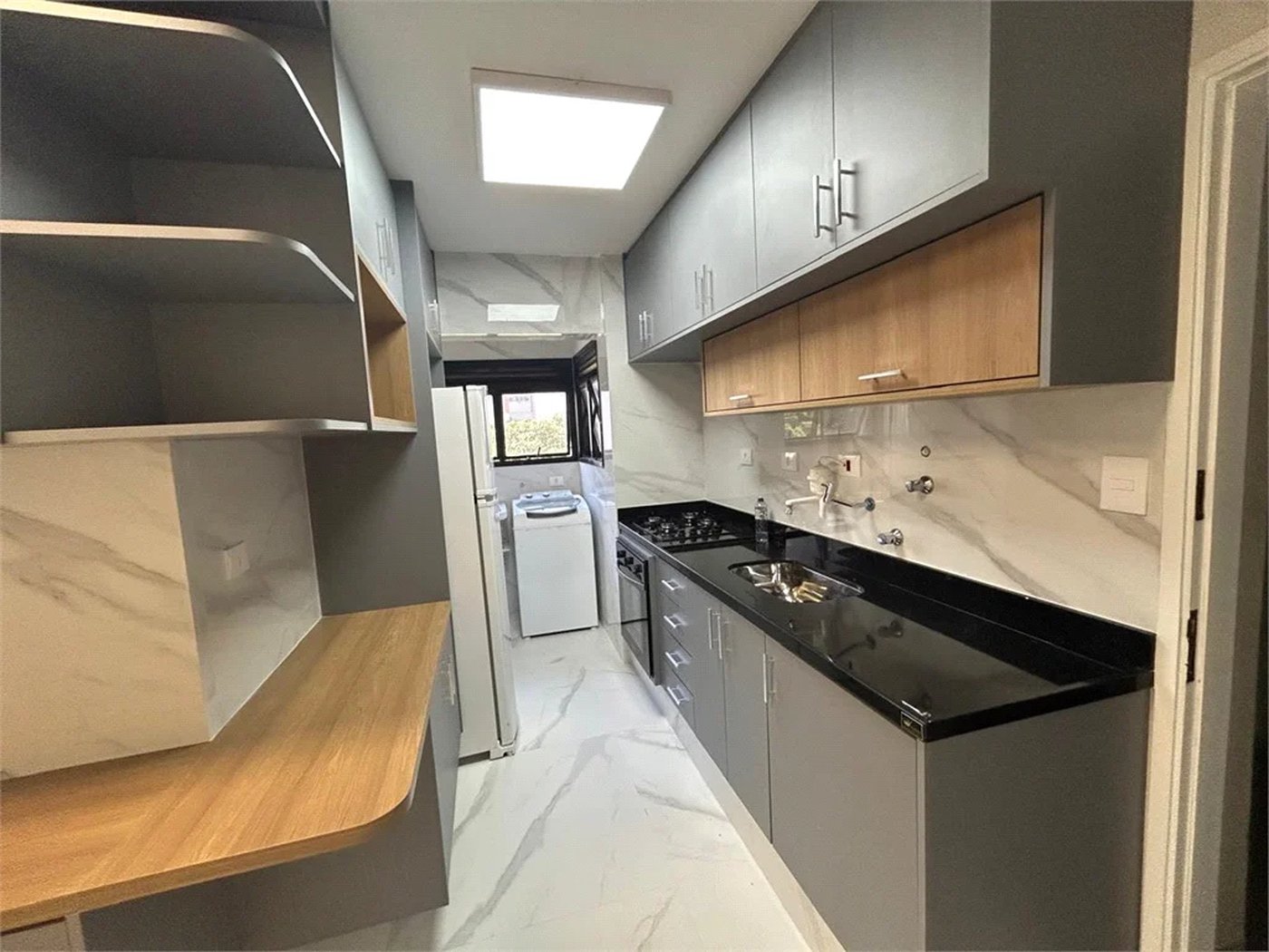 Apartamento para alugar com 3 quartos, sendo 1 suíte, em Pinheiros, São Paulo, SP