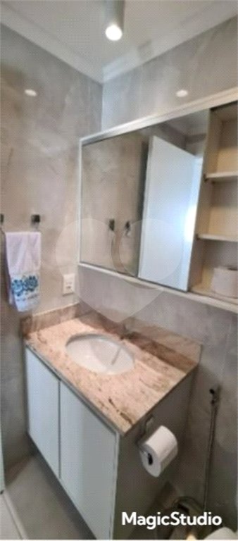 Apartamento com 105m² , 2 dormitórios , sendo 2 suítes , 2 vagas , à venda no Brás.