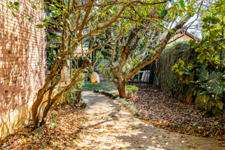 Casa à venda com 3 quartos, sendo 2 suítes,  em Alto da Boa Vista, São Paulo, SP