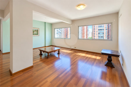 Apartamento à venda com 2 quartos, sendo 1 suíte, em Chácara Santo Antônio (zona Sul), São Paulo, SP