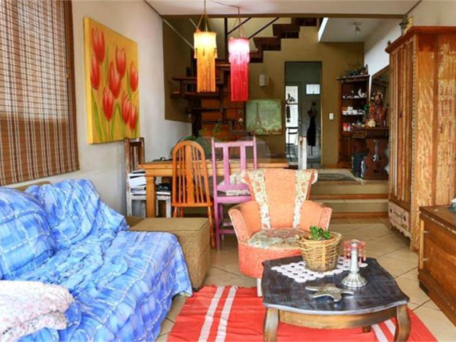 Sobrado à venda com 3 quartos, sendo 1 suíte,  em Tremembé, São Paulo, SP