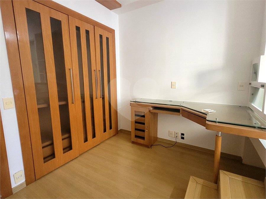 Apartamento à venda com 4 quartos, sendo 1 suíte, em Copacabana, Rio de Janeiro, RJ