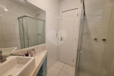 Apartamento à venda com 2 quartos, sendo 1 suíte,  em Tijuca, Rio de Janeiro, RJ
