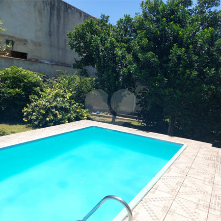 Casa à venda com 2 quartos, sendo 1 suíte,  em Vila Muriqui, Mangaratiba, RJ