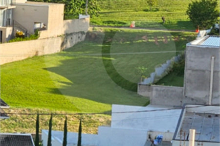Terreno à venda com 1 suíte no condomínio Santa Teresa 1, Vinhedo - SP