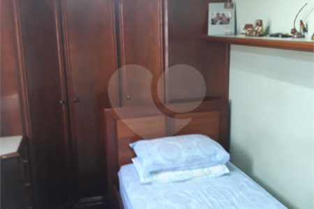 Sobrado à venda com 3 quartos, sendo 1 suíte, em Vila Mazzei, São Paulo, SP