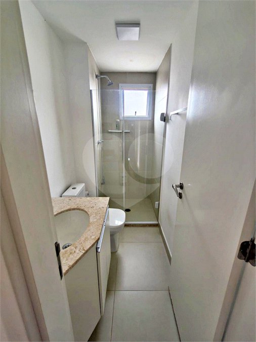 Apartamento à venda com 3 quartos, sendo 1 suíte,  em Jardim Caravelas, São Paulo, SP