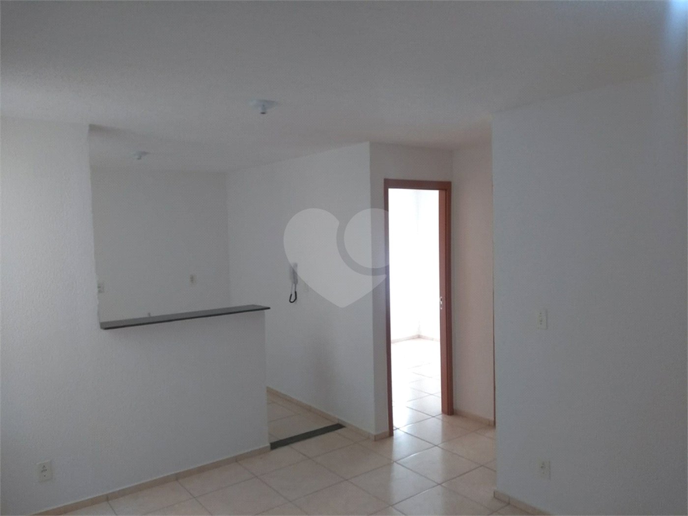 Apartamento no Condomínio Residencial Monte Everest