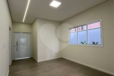 Casa à Venda no Condomínio Parque Faber IV