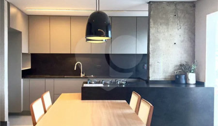 Apartamento à venda com 3 quartos, sendo 1 suíte,  em Maitinga, Bertioga, SP