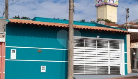 Casa Térrea à venda com 3 quartos, sendo 1 suíte,  em Núcleo Residencial Silvio Vilari, São Carlos, SP